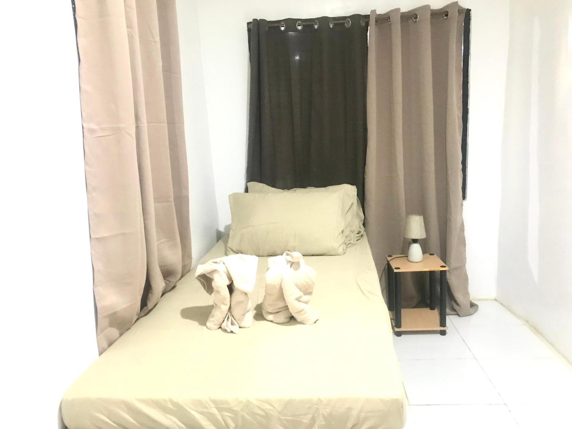 Central Hub Homestay Puerto Princesa Εξωτερικό φωτογραφία