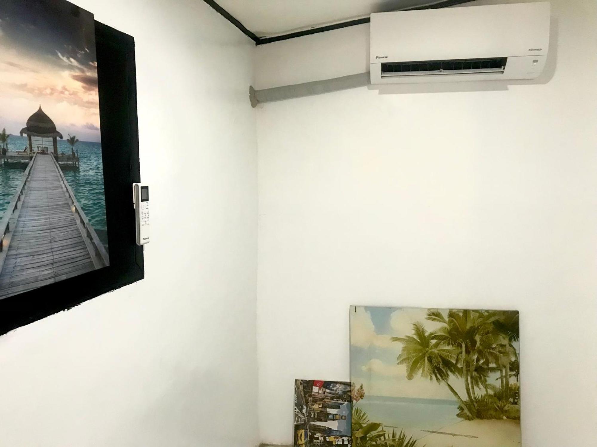 Central Hub Homestay Puerto Princesa Εξωτερικό φωτογραφία